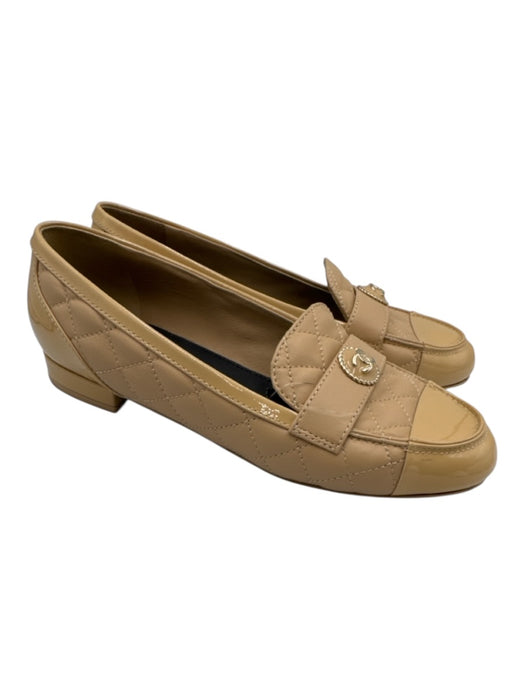 Chanel Shoe Size 38 Tan Beige Lambskin Leather Quilted Patent Toe Logo Loafers Tan Beige / 38
