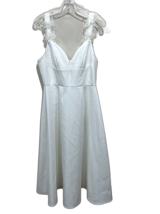 As It May Size M White Polyester Sleeveless Split Neck Floral Application Dress White / M