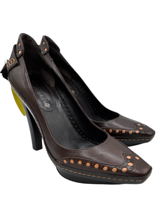 Celine Shoe Size 36 Brown & Orange Leather Contrast Stitch Wing Tip Pumps Brown & Orange / 36