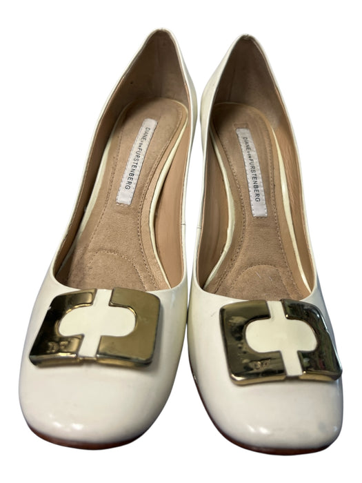 Diane Von Furstenberg Shoe Size 6 Ivory Patent Leather Square Toe Pump Shoes Ivory / 6