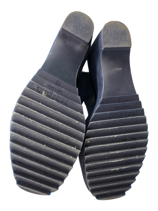 Pedro Garcia Shoe Size 36 Navy Suede manmade solid color Velcro Shoes Navy / 36