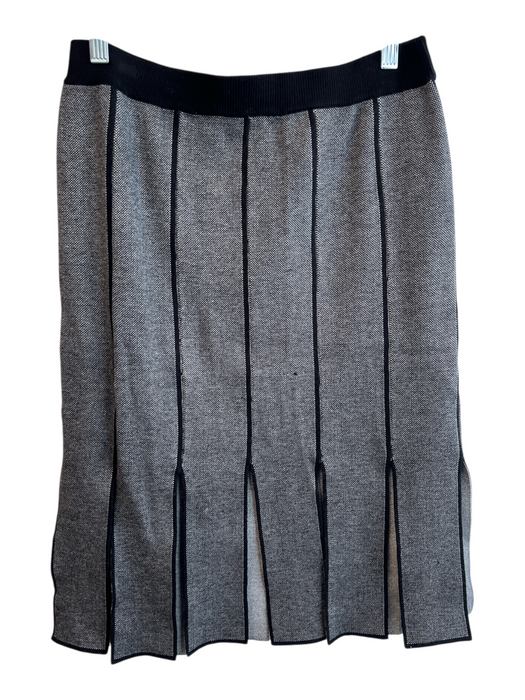 Neiman Marcus Size Medium Black & Gray Rayon Blend Elastic Waist Flap Skirt Black & Gray / Medium