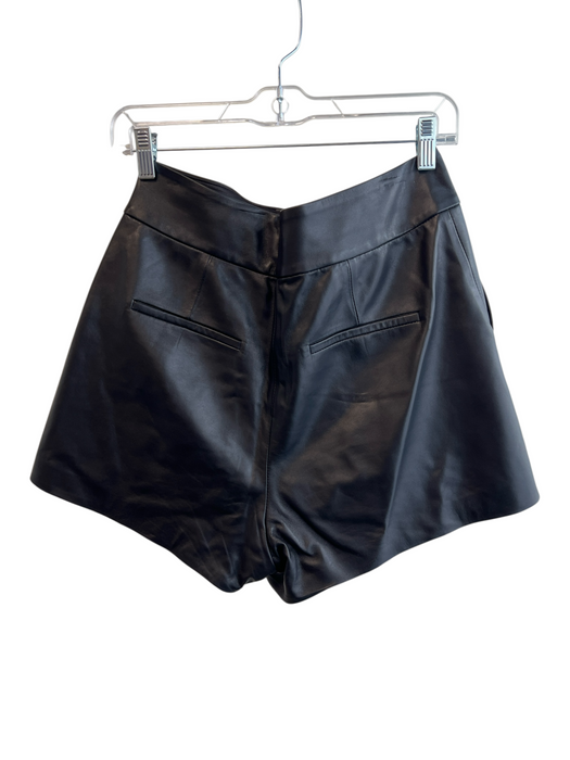 Alice & Olivia Size 10 Black Lamb leather Zip Fly Side Pockets Pockets Shorts Black / 10