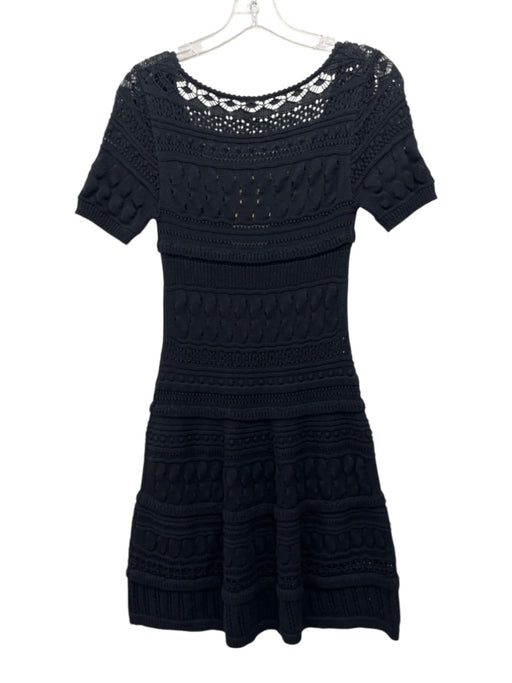 JS 71 Size XS Black Cotton Short Sleeve Knit Scoop Neck Knee length Dress Black / XS