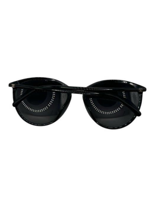 Chanel Black round Gold detail Cat Eye Sunglasses Black