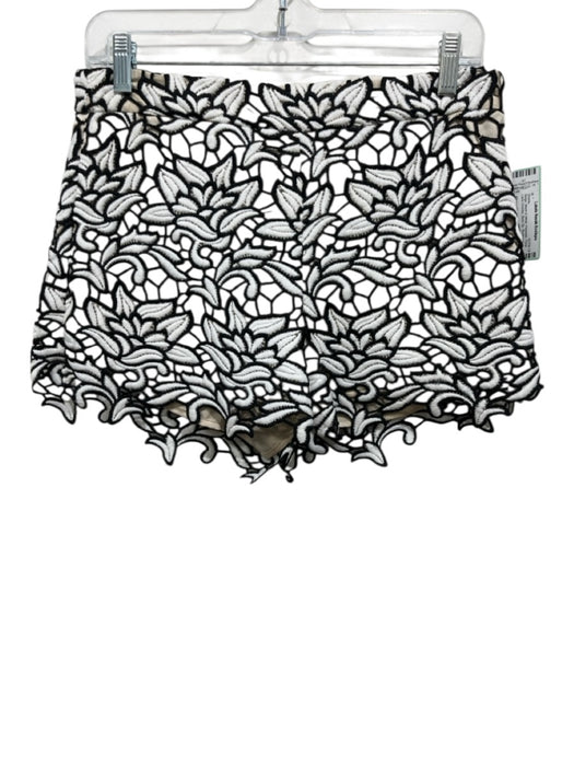 Alice + Olivia Size 6 Beige, Black & White Polyester Floral Lace Overlay Shorts Beige, Black & White / 6