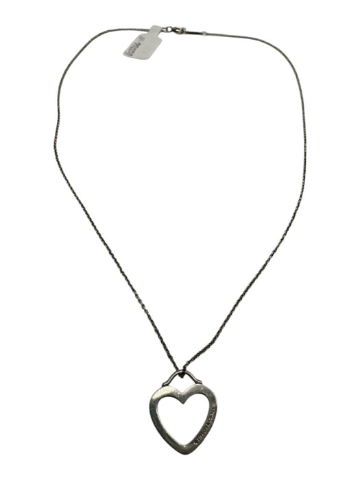Tiffany & Co. Silver Sterling Silver Dainty Chain Heart Necklace Silver