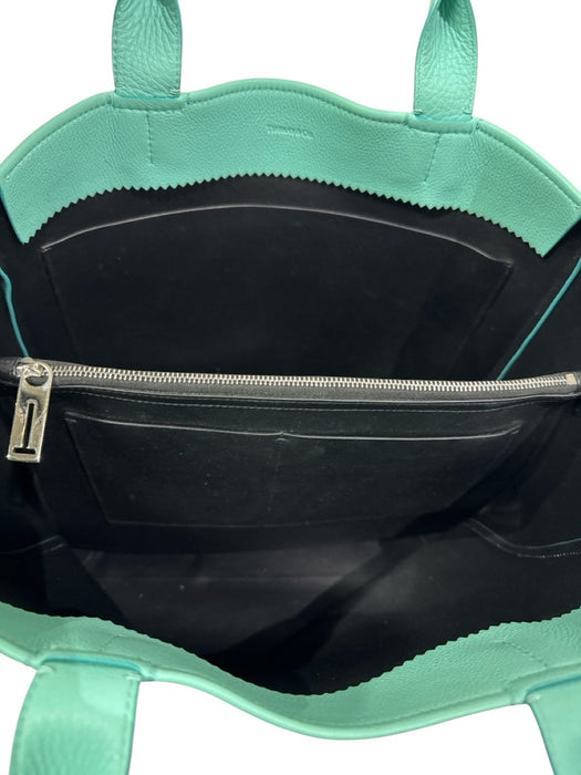 Tiffany & Co. Tiffany Blue Pebble Leather 2 Handles Open Top Hand Bag Tiffany Blue / M