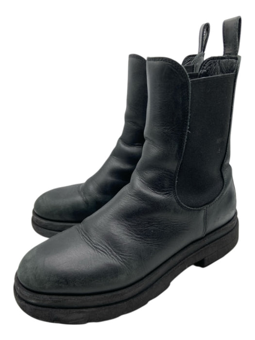 Anine Bing Shoe Size 38 Black Leather Rubber Chelsea Lug Sole Boots Black / 38