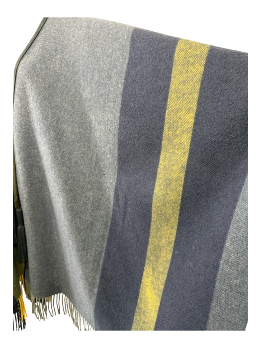 Hermes Size One Size Blue & Green Wool & Cashmere Fringe oversized plaid Coat Blue & Green / One Size