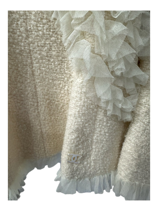 Chanel Size 44 Cream wool silk blend Tweed tulle ruffles Snap Buttons Jacket Cream / 44