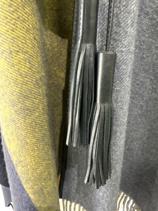 Hermes Size One Size Blue & Green Wool & Cashmere Fringe oversized plaid Coat Blue & Green / One Size