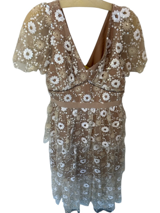 Self-Portrait Size 6 Nude & White Polyamide Short Sleeve Sequins Gown Nude & White / 6