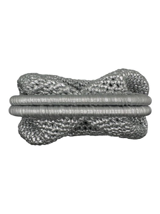 Dans-la-main Silver Crochet Silver Hardware Metallic Clutch Silver