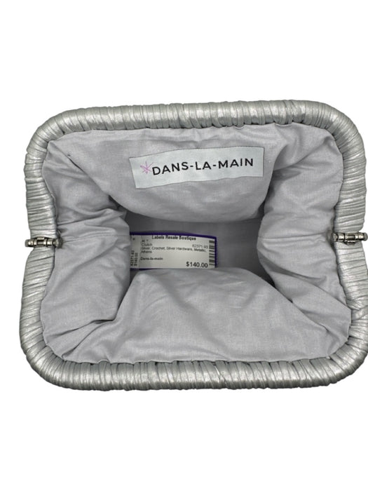 Dans-la-main Silver Crochet Silver Hardware Metallic Clutch Silver