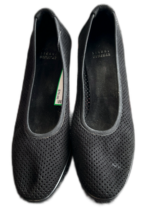 Stuart Weitzman Shoe Size 8 Black Synthetic Kitten Heel Perforated Pumps Black / 8