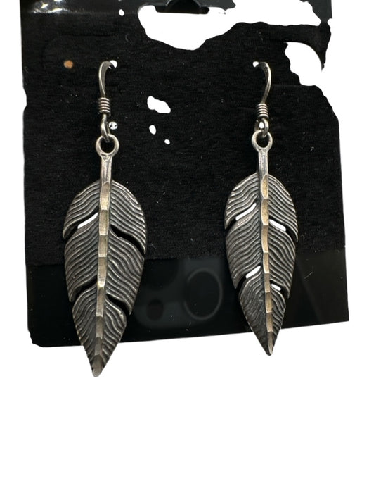 Silver Cloud Silver Sterling Silver Engraved feather drop Earrings Silver
