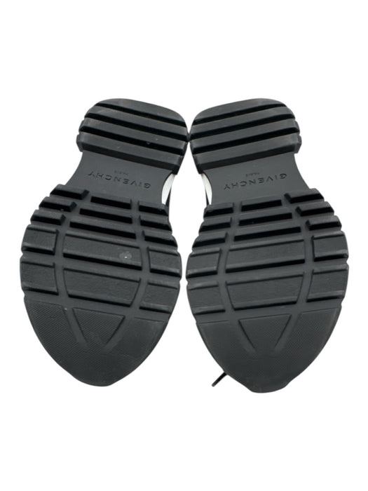 Givenchy Shoe Size 37.5 Black & White Leather Upper Zipper Detail Sneakers Black & White / 37.5
