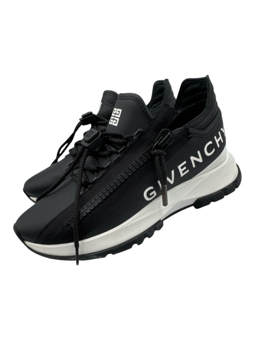 Givenchy Shoe Size 37.5 Black & White Leather Upper Zipper Detail Sneakers Black & White / 37.5