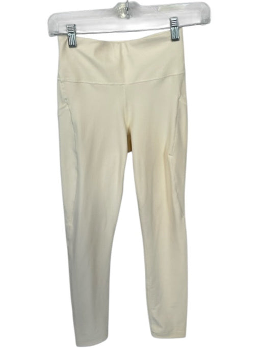 Athleta Size XS Butter Yellow Polyester Side Pockets 7/8 length Leggings Butter Yellow / XS