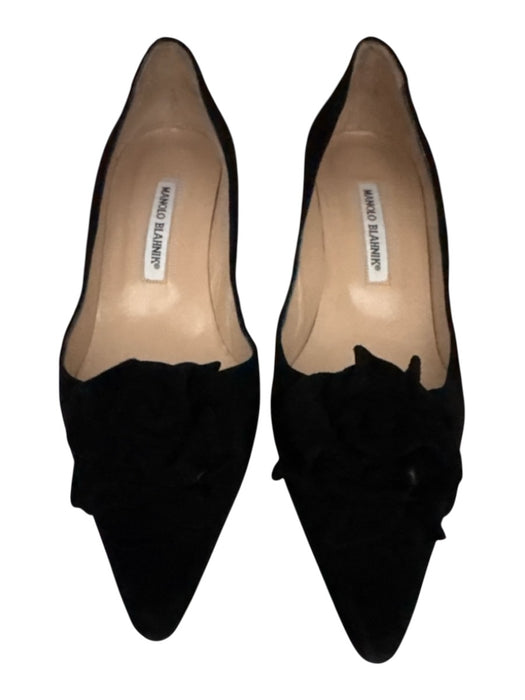 Manolo Blahnik Shoe Size 40 Black Leather Upper Suede Flower Pointed Toe Pumps Black / 40