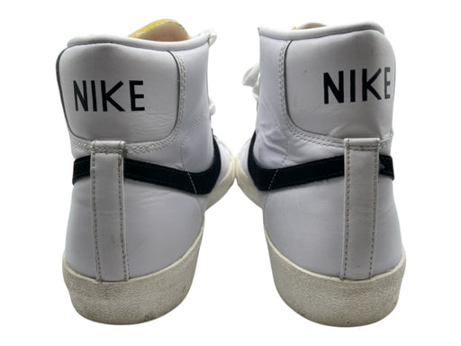 Nike Shoe Size 11 White & Black Leather Solid Sneaker Men's Shoes White & Black / 11