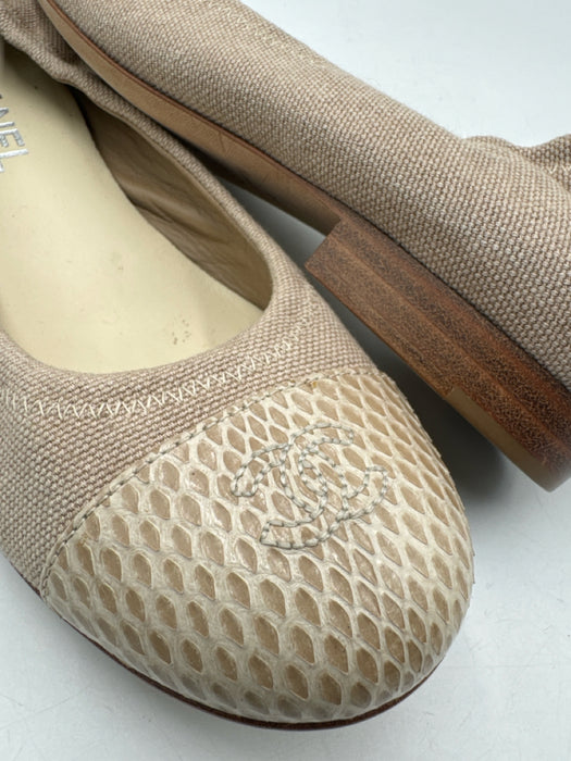 Chanel Shoe Size 38 Beige Canvas Elastic Detail Snake Embossed Round Toe Flats