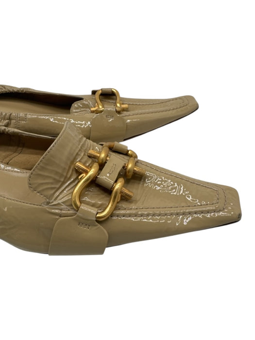 Bottega Veneta Shoe Size 40.5 Beige Patent Leather Gold Tone Hardware Pumps Beige / 40.5