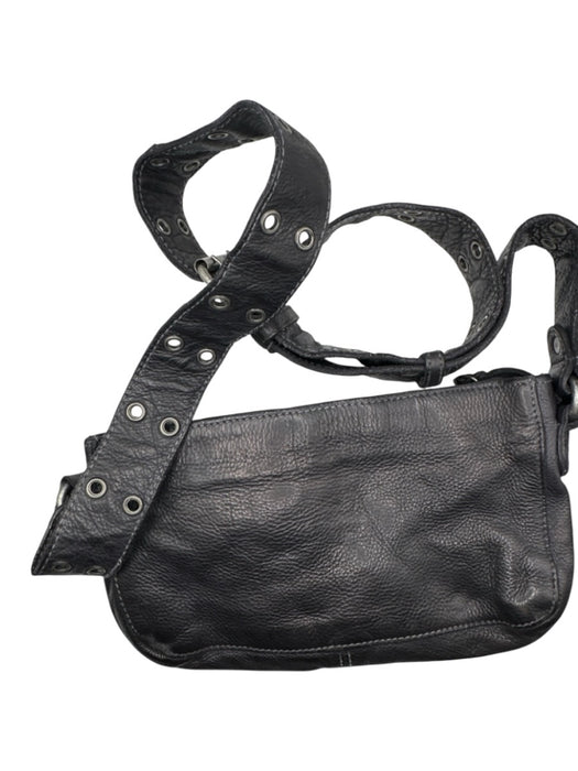 Free People Black Vegan Leather Adjustable Strap Pockets Zip Cross Body Purse Black