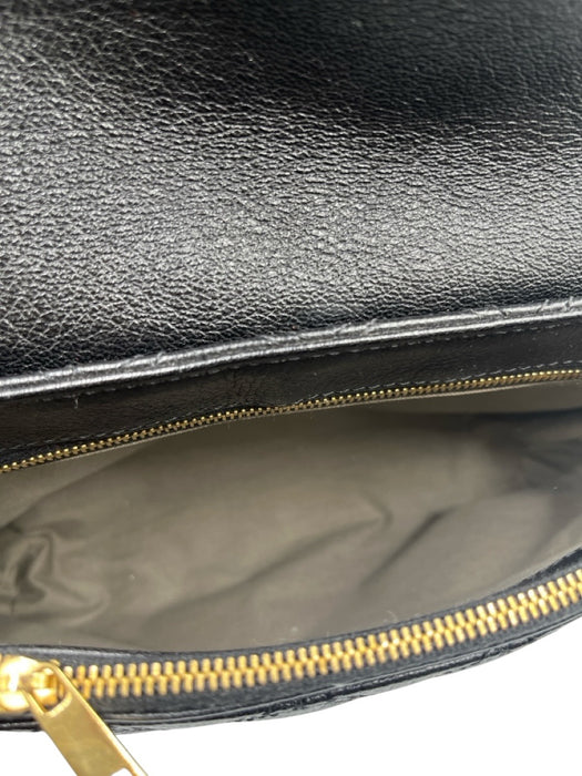 Marc Jacobs Black Leather Quilted Magnetic Clasp Shoulder Bag Black / S