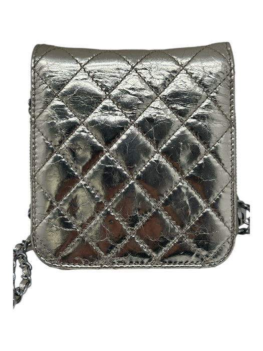 Chanel Gold Leather Crinkle Metallic Crossbody Chain Turn Clasp Bag Gold / S