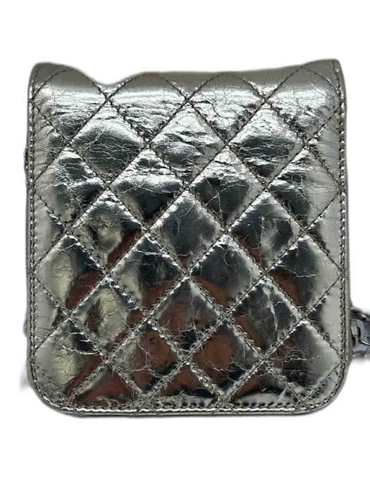 Chanel Gold Leather Crinkle Metallic Crossbody Chain Turn Clasp Bag Gold / S