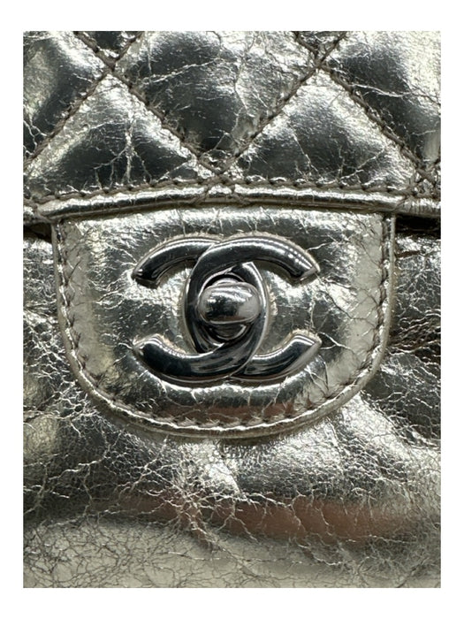 Chanel Gold Leather Crinkle Metallic Crossbody Chain Turn Clasp Bag Gold / S