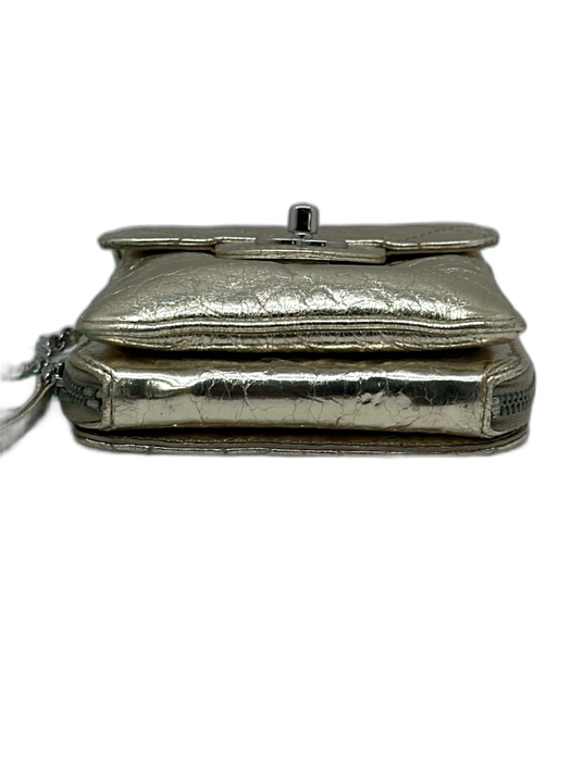 Chanel Gold Leather Crinkle Metallic Crossbody Chain Turn Clasp Bag Gold / S