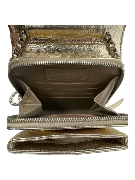 Chanel Gold Leather Crinkle Metallic Crossbody Chain Turn Clasp Bag Gold / S