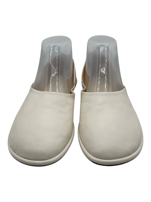 The Row Shoe Size 38 Off White Leather Round Toe Flats Off White / 38