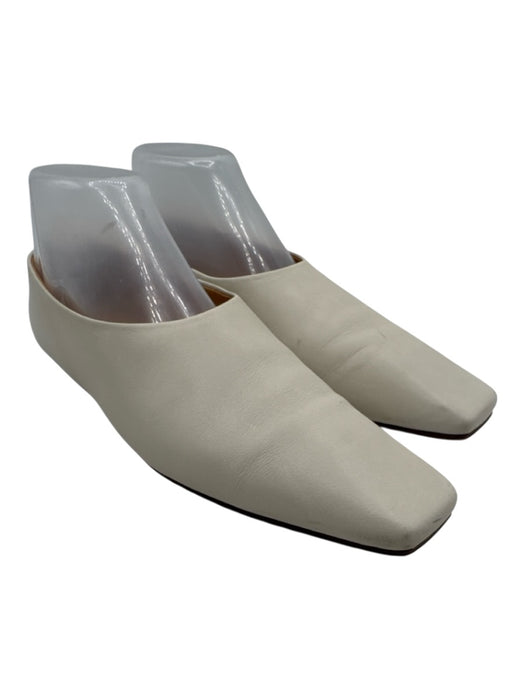The Row Shoe Size 38 Off White Leather Square Toe Flats Off White / 38