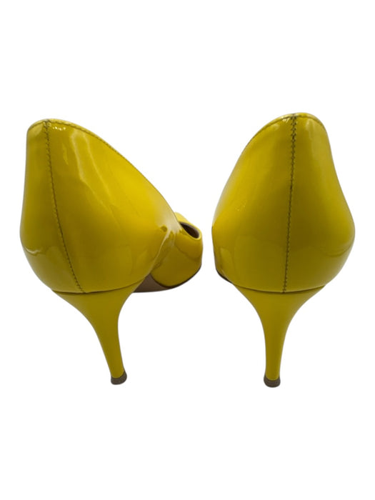 Gianvito Rossi Shoe Size 38 Yellow Patent Leather Pointed Toe Mid Heel Pumps Yellow / 38