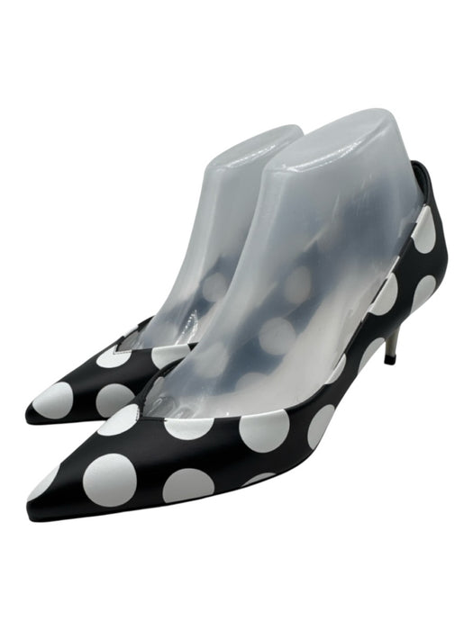 Maison Margiela Shoe Size 38 Black & White Leather Polka Dots Pointed Toe Pumps Black & White / 38