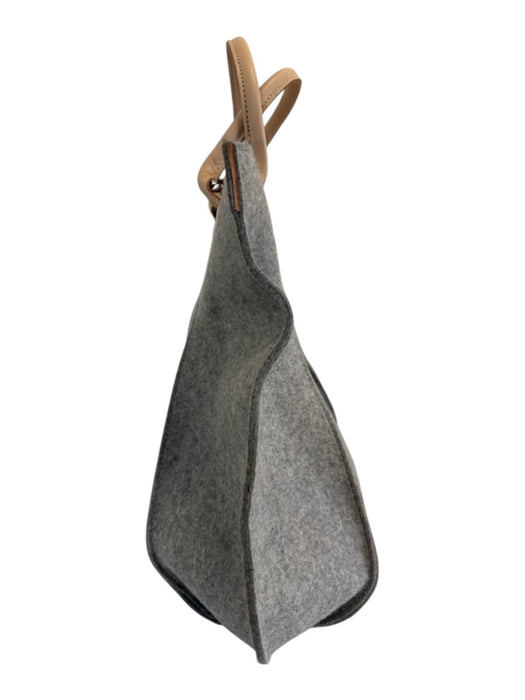 Graf Lantz Gray & Beige Wool & leather Crossbody & Hand Bag Magnetic Close Bag Gray & Beige / M/L