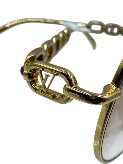 Louis Vuitton Gold Tone & Brown Metal Logo Chain Detail Round Sunglasses Gold Tone & Brown