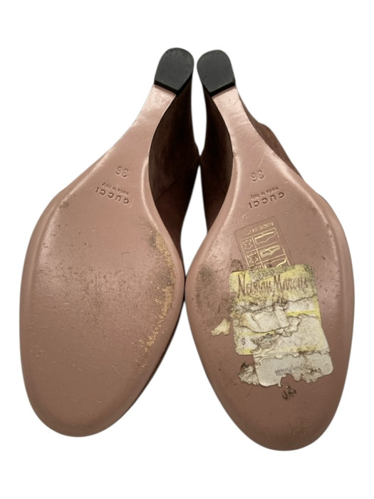 Gucci Shoe Size 36 Brown Suede round toe Solid Wedge Heel Wedges Brown / 36