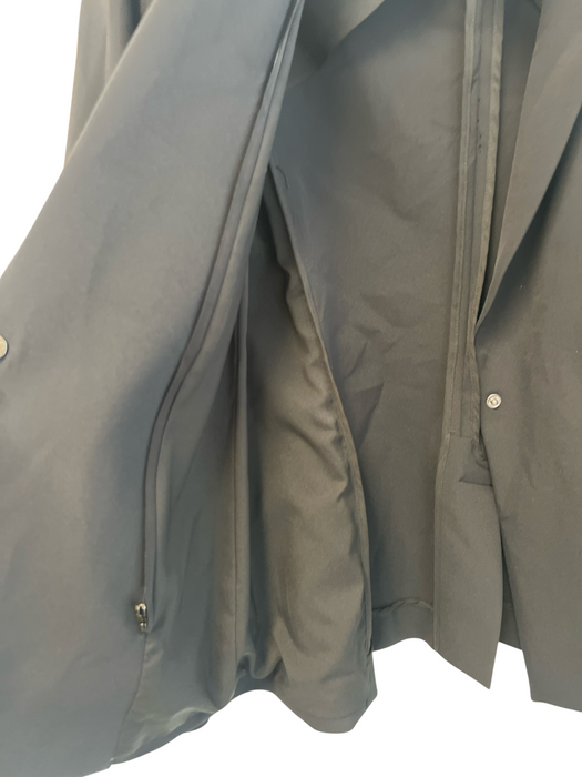 Veronica Beard Size 4 Black Polyester Blend Zip Pocket Snap Closure Blazer Black / 4