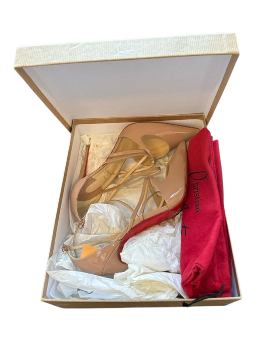 Christian Louboutin Shoe Size 40.5 nude Patent Leather Stiletto Pumps nude / 40.5