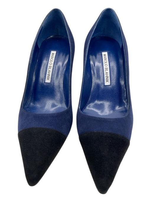 Manolo Blahnik Shoe Size 35.5 Navy & Black Suede Pointed Toe color block Pumps Navy & Black / 35.5