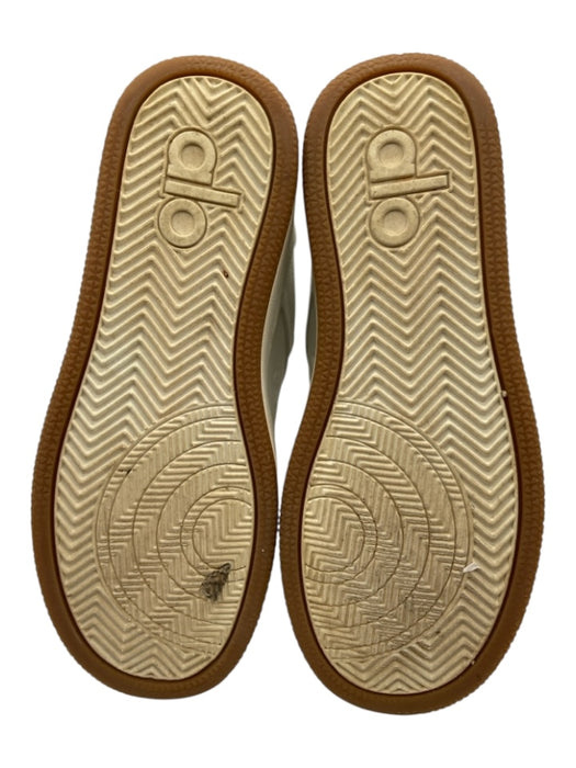 Alo Shoe Size 7.5 White Leather Lace Up Pebbled Band Rubber Sole Sneakers White / 7.5