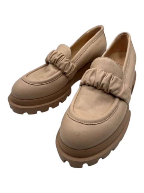 AGL Shoe Size 38 Beige Pink Leather round toe Lug sole Loafer Flats Beige Pink / 38