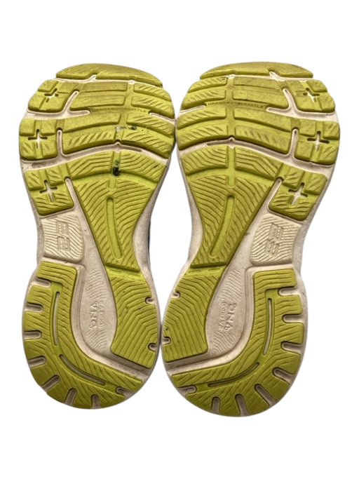 Brooks Shoe Size 8.5 Black, Pink, Green Synthetic Mesh lace up Low Top Sneakers Black, Pink, Green / 8.5