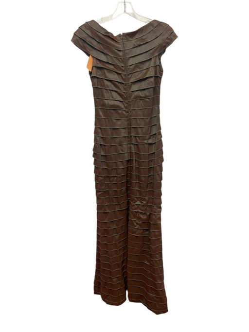 Tadashi Size 6P Iridescent Green Polyester Blend Sleeveless Boat Neck Gown Iridescent Green / 6P