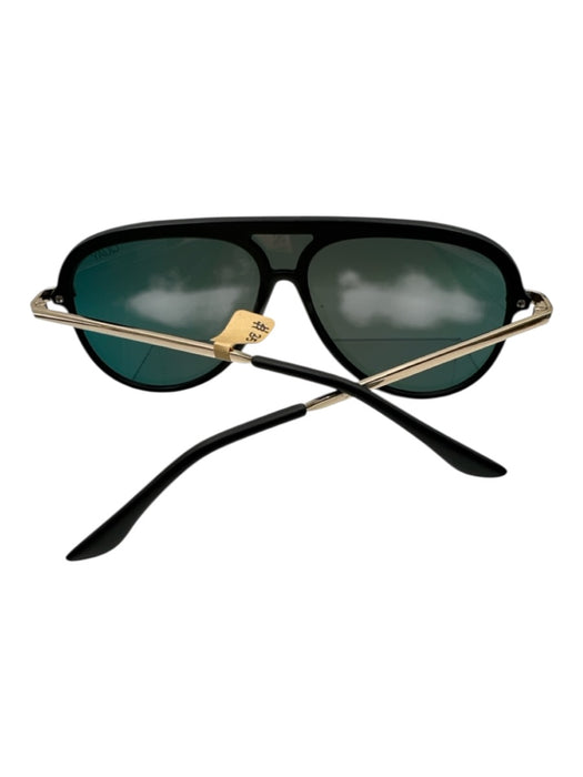 Quay Pink, Black & Gold Acetate Mirror Gold Tone Metal Logo Sunglasses Pink, Black & Gold